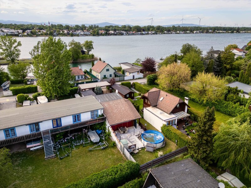 Haus Neufeld am See